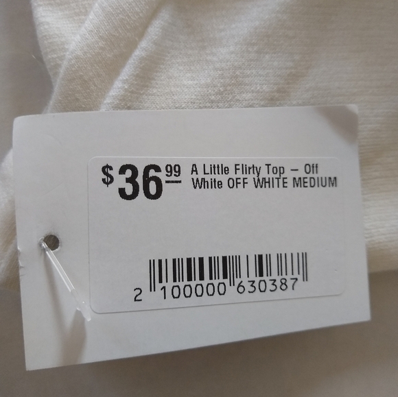 NWT Women's Flirty Off White Top with Embroidered Details Blouson Sleeves Med. - Picture 6 of 12